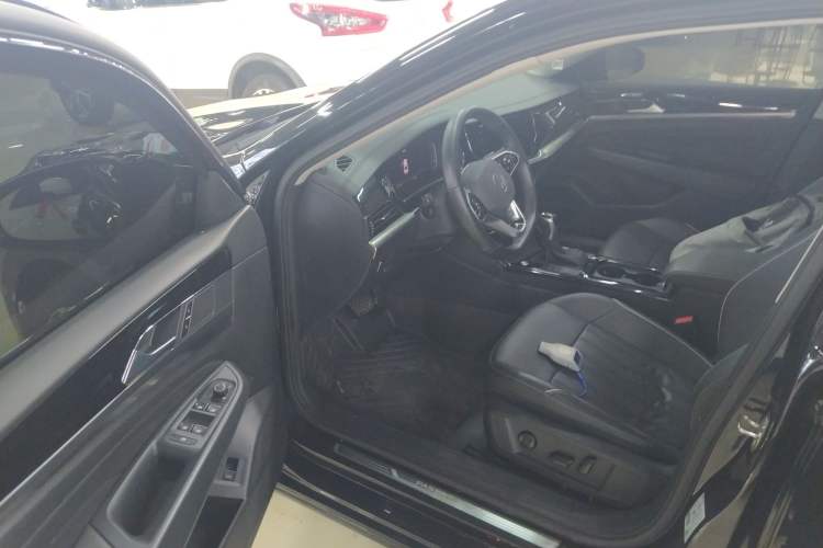 Used Volkswagen Passat 2023 330TSI Elite Edition