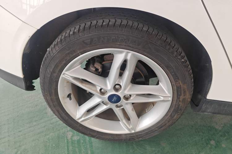 Used Ford Focus 2020 Hatchback Classic 1.5L Automatic Trendy Model