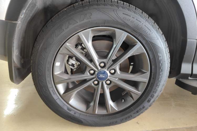 Used Ford Kuga 2019 EcoBoost 180 Two-Wheel-Drive Platinum Edition China VI Standard
