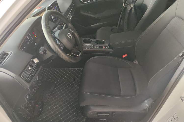 Used Honda Civic 2022 240TURBO CVT Dynamic Edition
