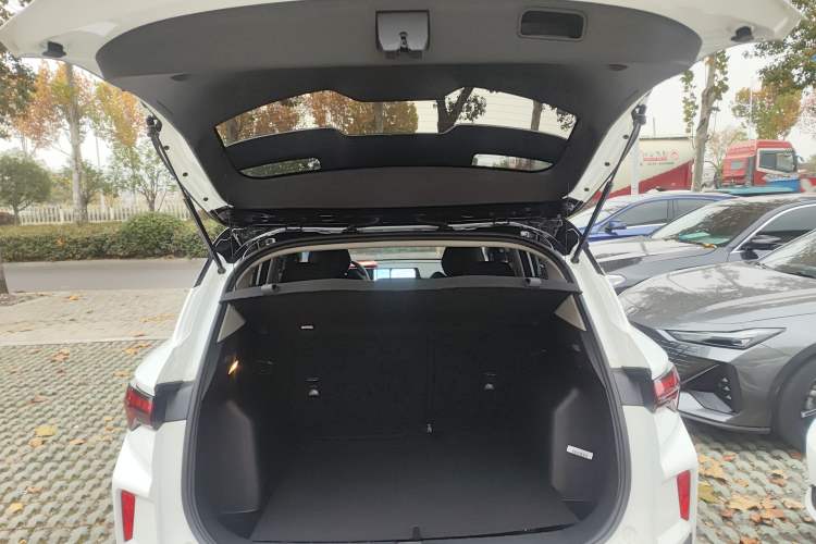 Used Geely Auto Coolray 2022 Bin Yue COOL 1.5TD DCT Hot Engine Edition
