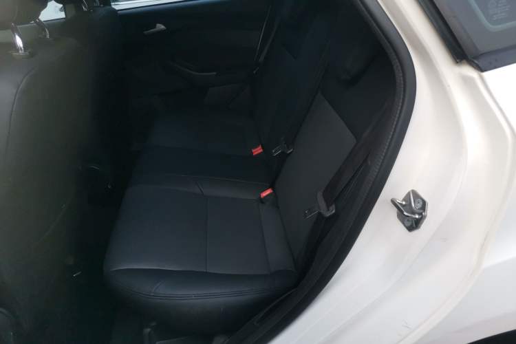 Used Ford Focus 2017 Hatchback 1.6L Automatic Comfort Plus SmartDrive Edition
