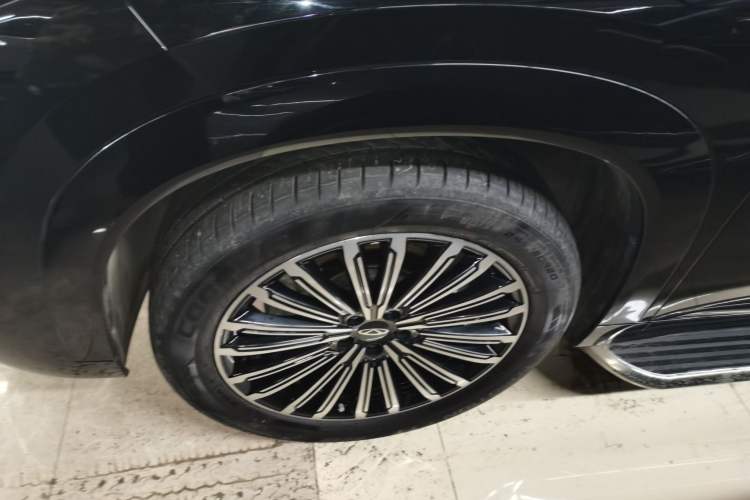 Used Chery Tiggo 9 2025 2.0T Dual-Clutch Two-Wheel Drive Comfort Edition 5 Seats
