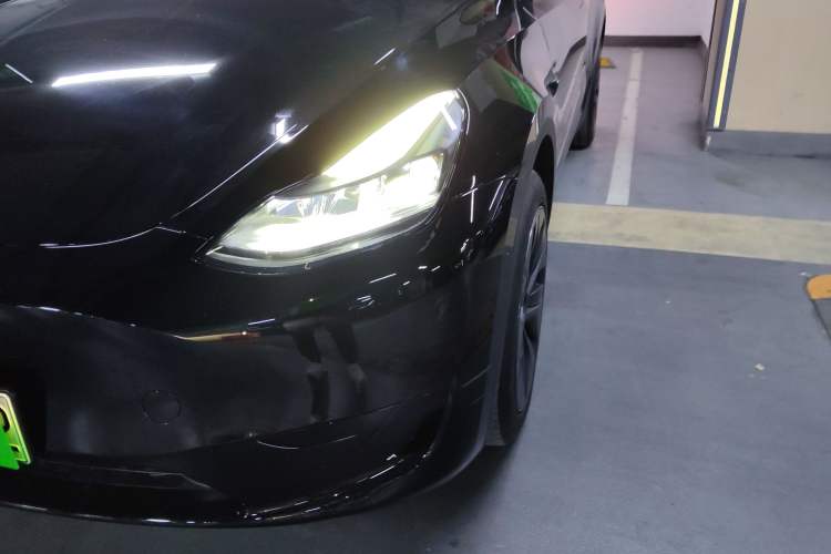 Used Tesla Model Y 2024 Rear-Wheel-Drive Version
