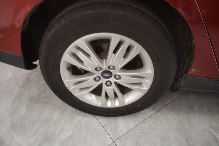 Used Ford Focus 2012 Sedan 1.6L Automatic Comfort Model
