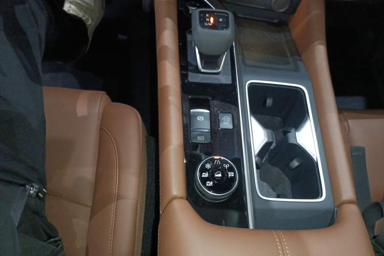 Used Nissan Terra 2024 380 VC-TURBO Four-Wheel Drive Intelligent Driving Version 6 Seats
