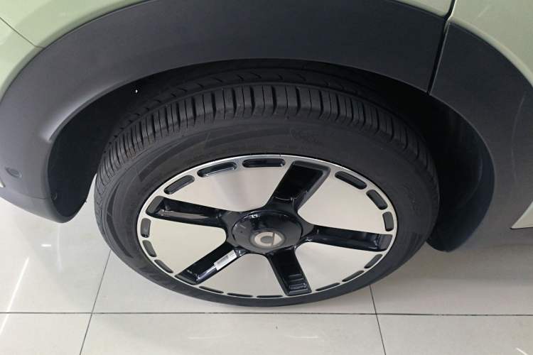 Used  #5 2024 Ultra-Long Range Extraordinary Journey Luxury Edition