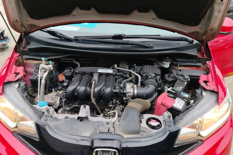 Used Honda Fit 2016 1.5L LXS CVT Comfort Sunroof Version
