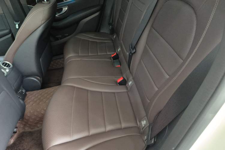 Used Mercedes-Benz GLC 2019 Facelift GLC 260 L 4MATIC Luxury Model