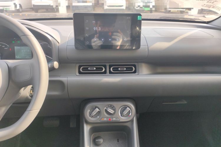 Used Wuling Hongguang New Energy 2024 All-Electric Model 300KM Standard Version