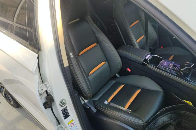 Used Bestune T77 2019 230 TID Automatic Prestige Version China V Emission Standard
