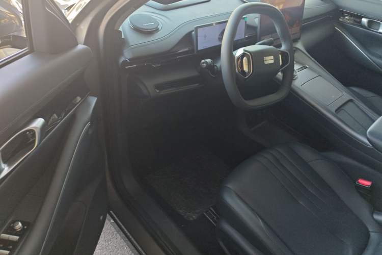 Used  E5 2024 530km Starship Edition
