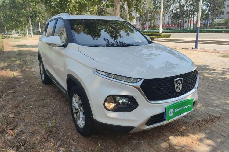 Used Baojun 510 2019 1.5L Manual Enjoyment Model 77kW China VI Emission Standard
