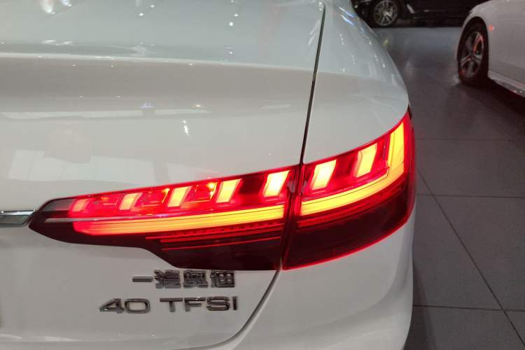 Used Audi A4L 2022 40 TFSI Fashion Dynamic Model
