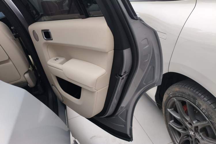 Used Li Auto L9 2022 Max model