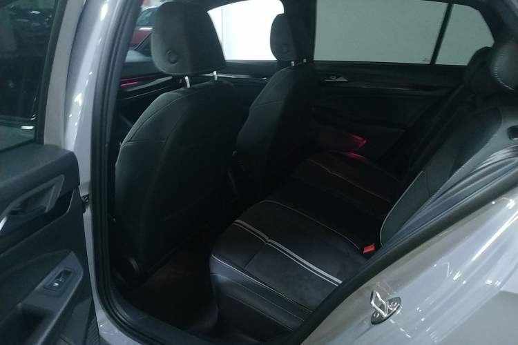 Used Volkswagen Golf 2023 Facelift 280TSI DSG R-Line