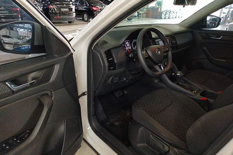 Used Skoda Kodiaq 2019 Restyled TSI330 5-Seater Two-Wheel Drive Standard Version China VI