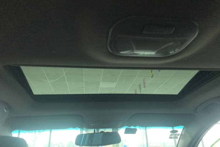 Used  Refine S3 2016 1.5L CVT Luxury Smart Version