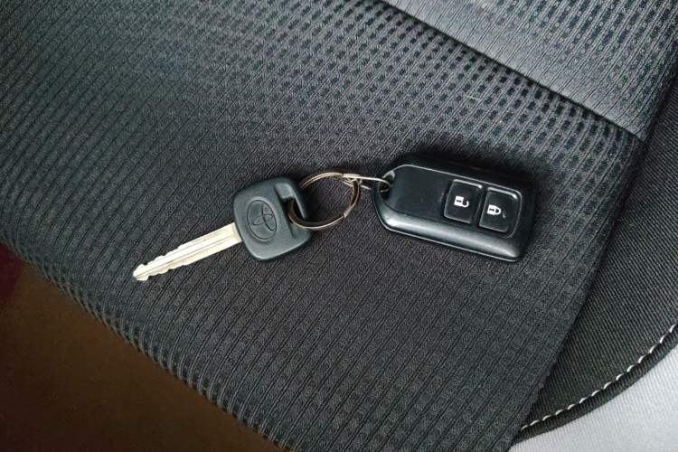 Used Toyota YARiS L 2021 1.5L CVT Leading Edition
