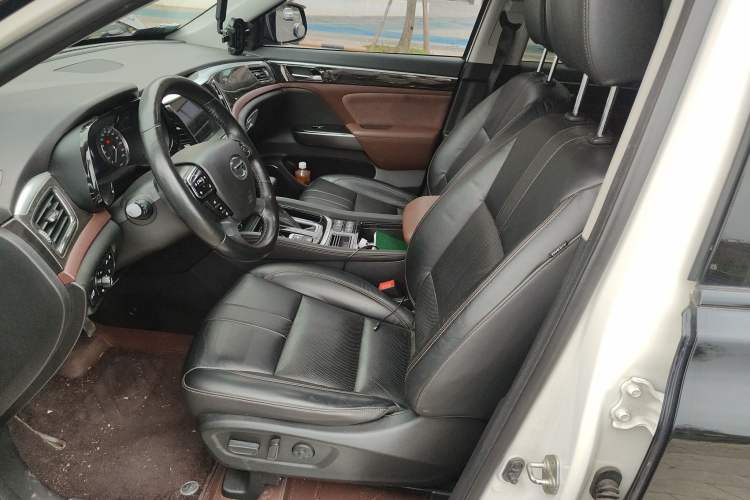 Used GAC Trumpchi GS8 2017 320T Two-Wheel Drive Prestige Version (7 Seats)