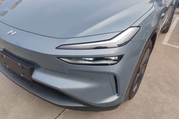 Used ONVO L60 2024 60 kWh All-Wheel Drive