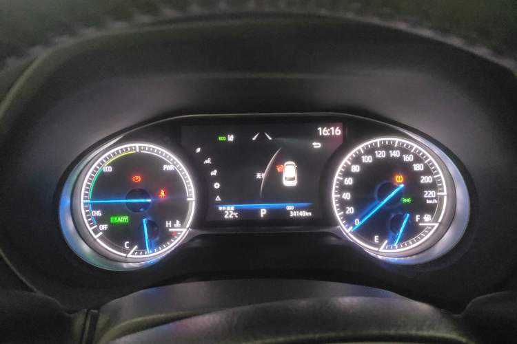 Used Toyota Venza 2022 Dual-Engine 2.5L CVT Two-Wheel Drive Luxury Edition
