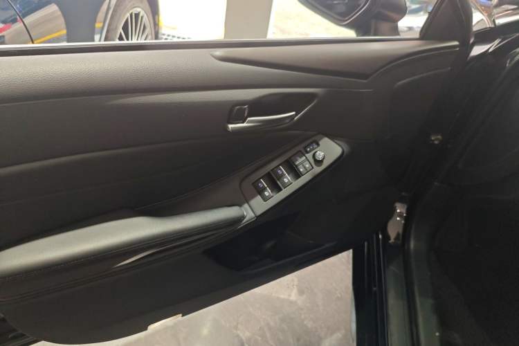 Used Toyota Avalon 2022 2.0L Luxury Edition
