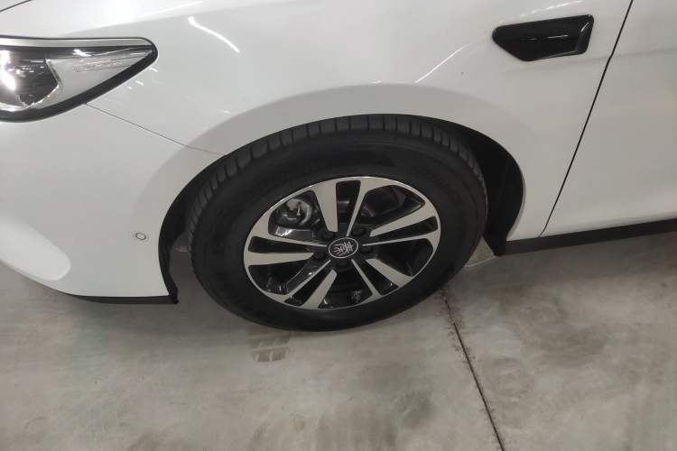 Used BYD Qin PLUS 2025 DM-i Smart Drive 55KM Beyond Model
