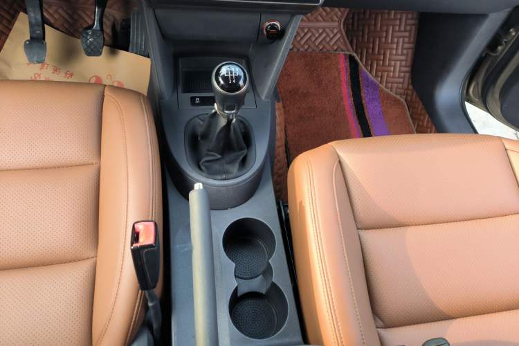 Used Volkswagen Touran 2015 1.4T Manual Fashion Edition 5-Seater
