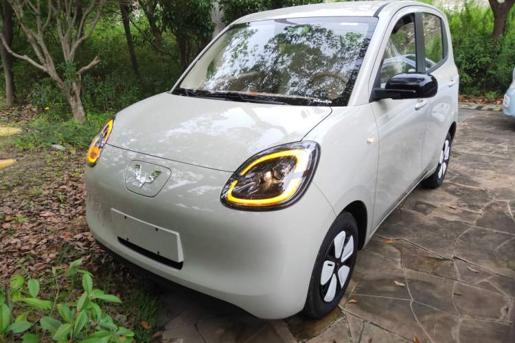Used Wuling Hongguang MINIEV 2025 Four-Door Version Advanced Edition
