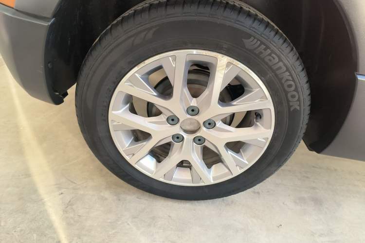 Used Volkswagen Polo 2016 1.6L Cross Polo Automatic
