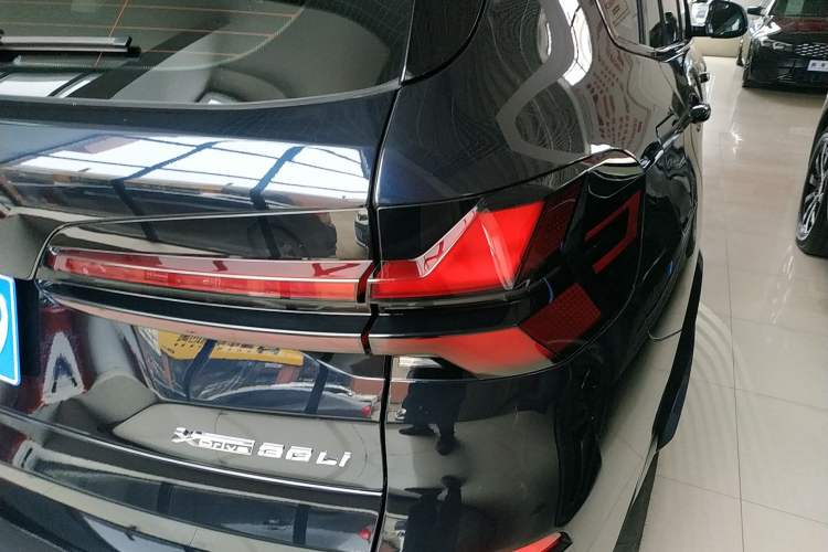 Used BMW X5 2025 Model, xDrive 30Li Prestige M Sport Night Package