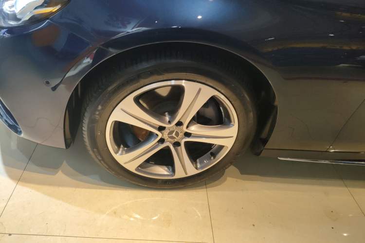 Used Mercedes-Benz E-Class 2019 E 200 L Sport Edition
