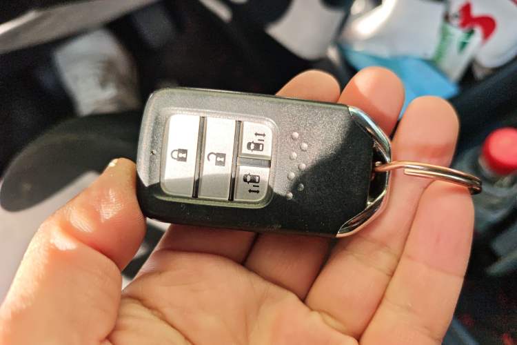 Used Honda Elysion 2019 2.0L Hybrid Luxury Edition
