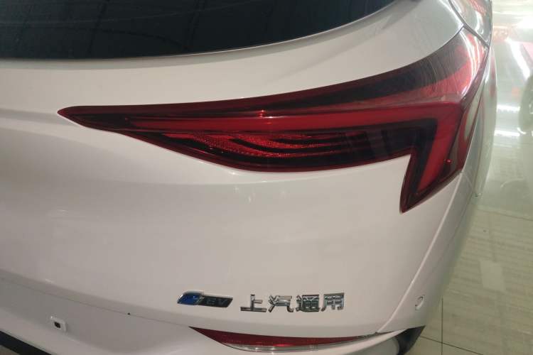 Used Buick Velite 6 2023 430km Range Commuter Version
