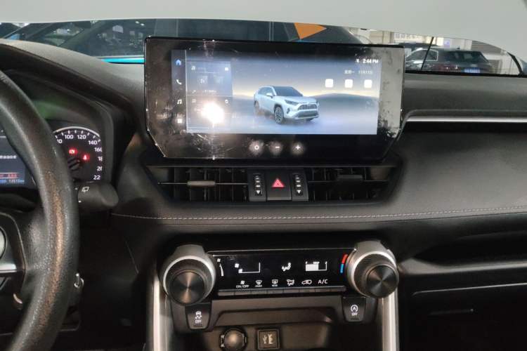 Used Toyota RAV4 2023 2.0L CVT Two-Wheel Drive Urban Edition
