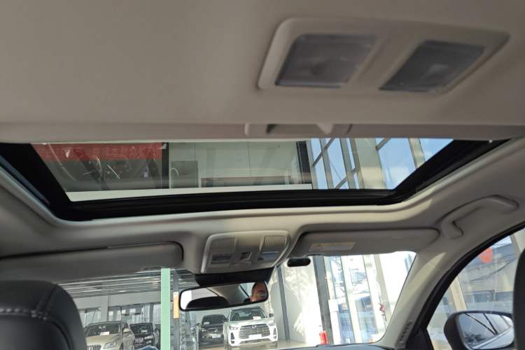 Used Mazda Atenza 2021 2.0L Blue Sky Luxury Edition
