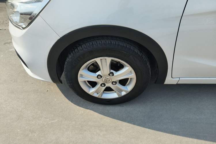 Used Baojun 310 2016 1.2L Manual Luxury Model
