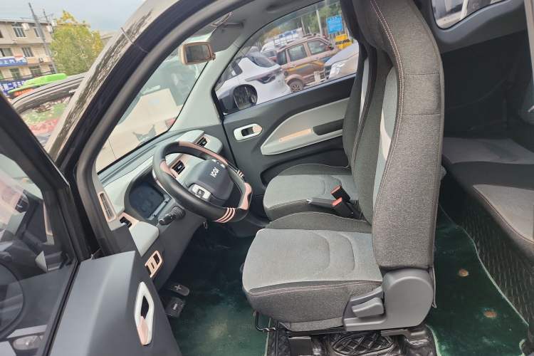 Used Chery QQ Ice Cream 2022 170km Sundae Phosphate Lithium-Ion