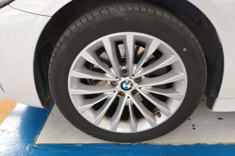 Used BMW 5 Series 2022 Restyled 525Li Luxury Package
