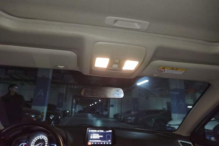 Used Mazda Mazda 3 Axela 2017 Sedan 1.5L Automatic Luxury Model China VI Standard