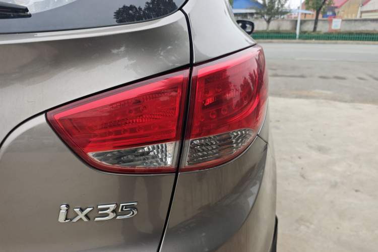 Used Hyundai ix35 2015 2.0L Automatic 2WD Comfort Edition China V Standard