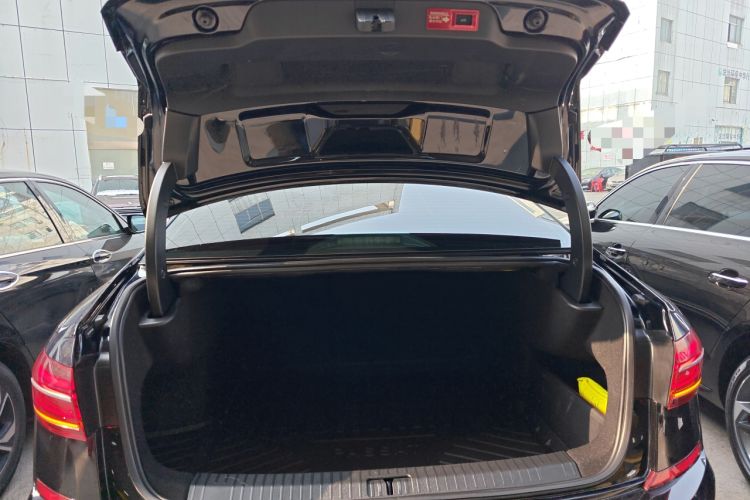 Used Volkswagen Passat 2023 Revised 380TSI Luxury Edition