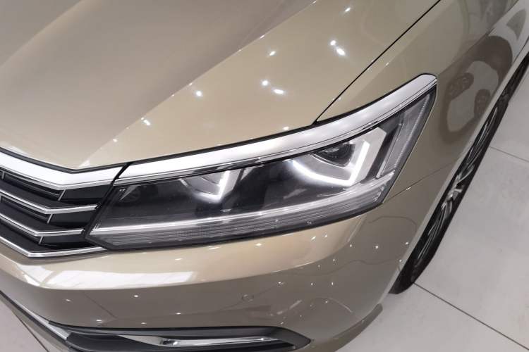 Used Volkswagen Passat 2017 330TSI DSG Luxury Edition
