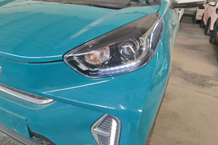 Used Chery Little Ant 2022 Revised Version Sweet Pink Edition Half-Sugar Version Lithium Iron Phosphate 30.7 kWh 30 kW 301 km
