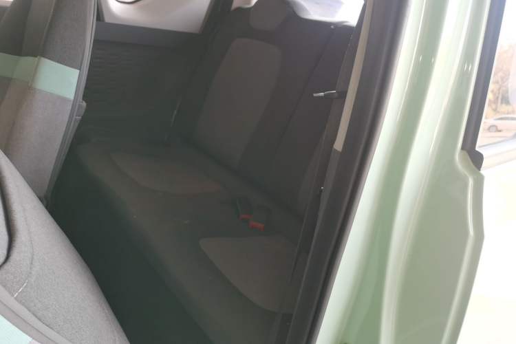 Used Wuling Hongguang MINIEV 2021 Macaron Premium Model – Lithium Iron Phosphate
