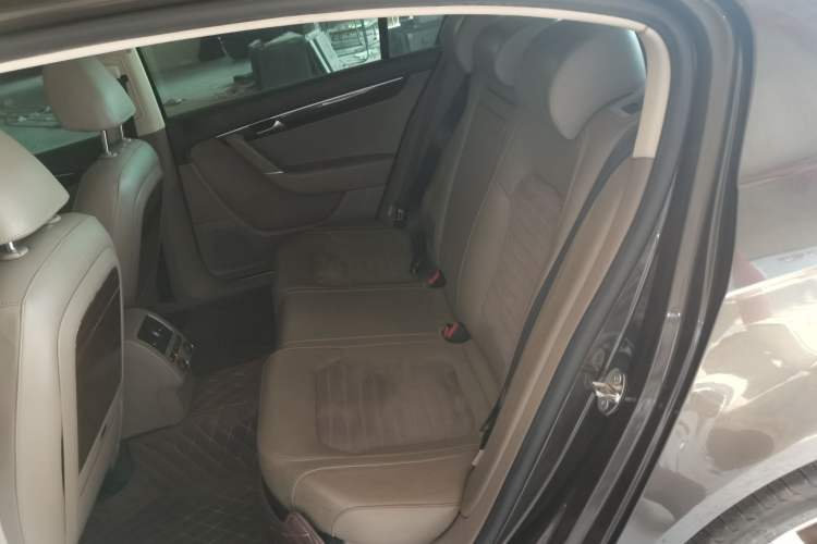 Used Volkswagen Magotan 2015 1.8TSI Prestige Model
