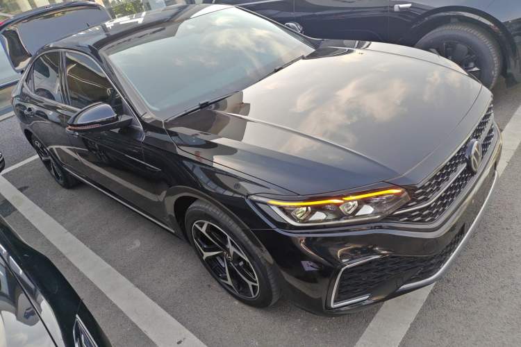 Used Volkswagen Passat 2024 380TSI Starry Dragon Edition