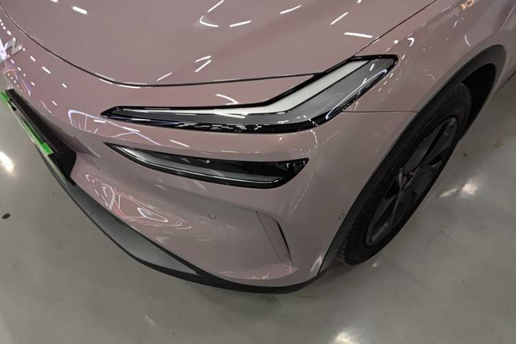 Used ONVO L60 2024 60 kWh All-Wheel Drive