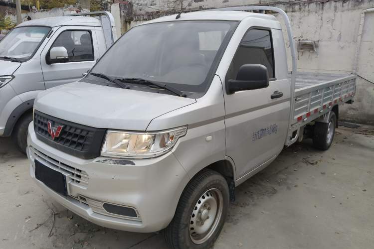 Used Wuling Rongguang New Truck 2023 1.5L Single-Row Extended Version Standard LAR
